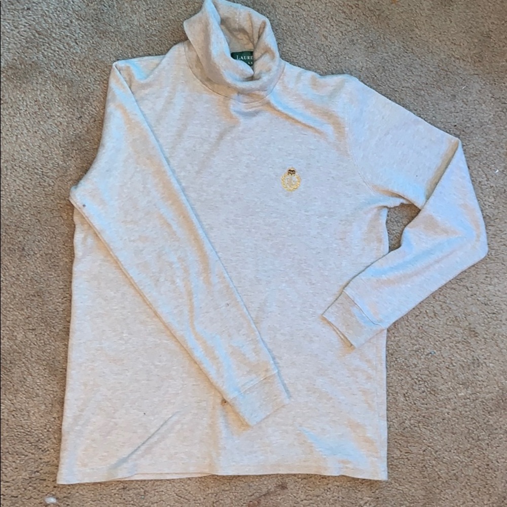NWOT Lauren Ralph Lauren grey turtleneck.
